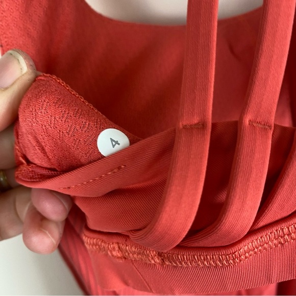 Lululemon Wild 2-in-1 Tank - Picture 4 of 5